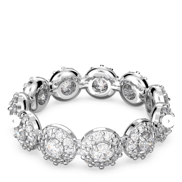 Swarovski Ring !! Size 50 - Picture 1 of 3